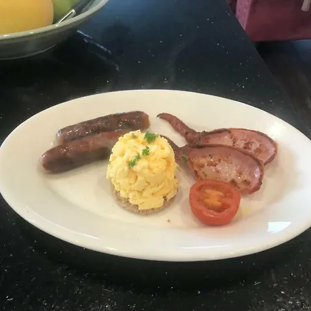 Bed & Breakfast No50 Boutique 4*